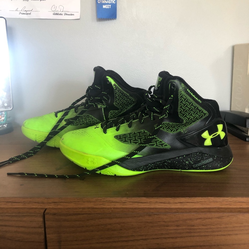 Under Armour Basketball Shoes